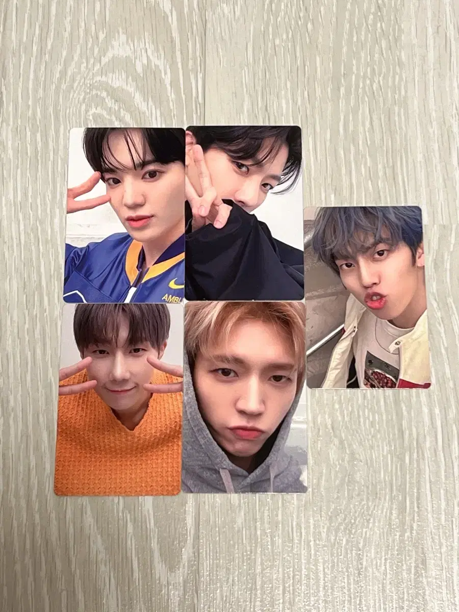 thumbnail-0